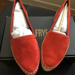 NIB Frye Lee A Line Flat Espandrille